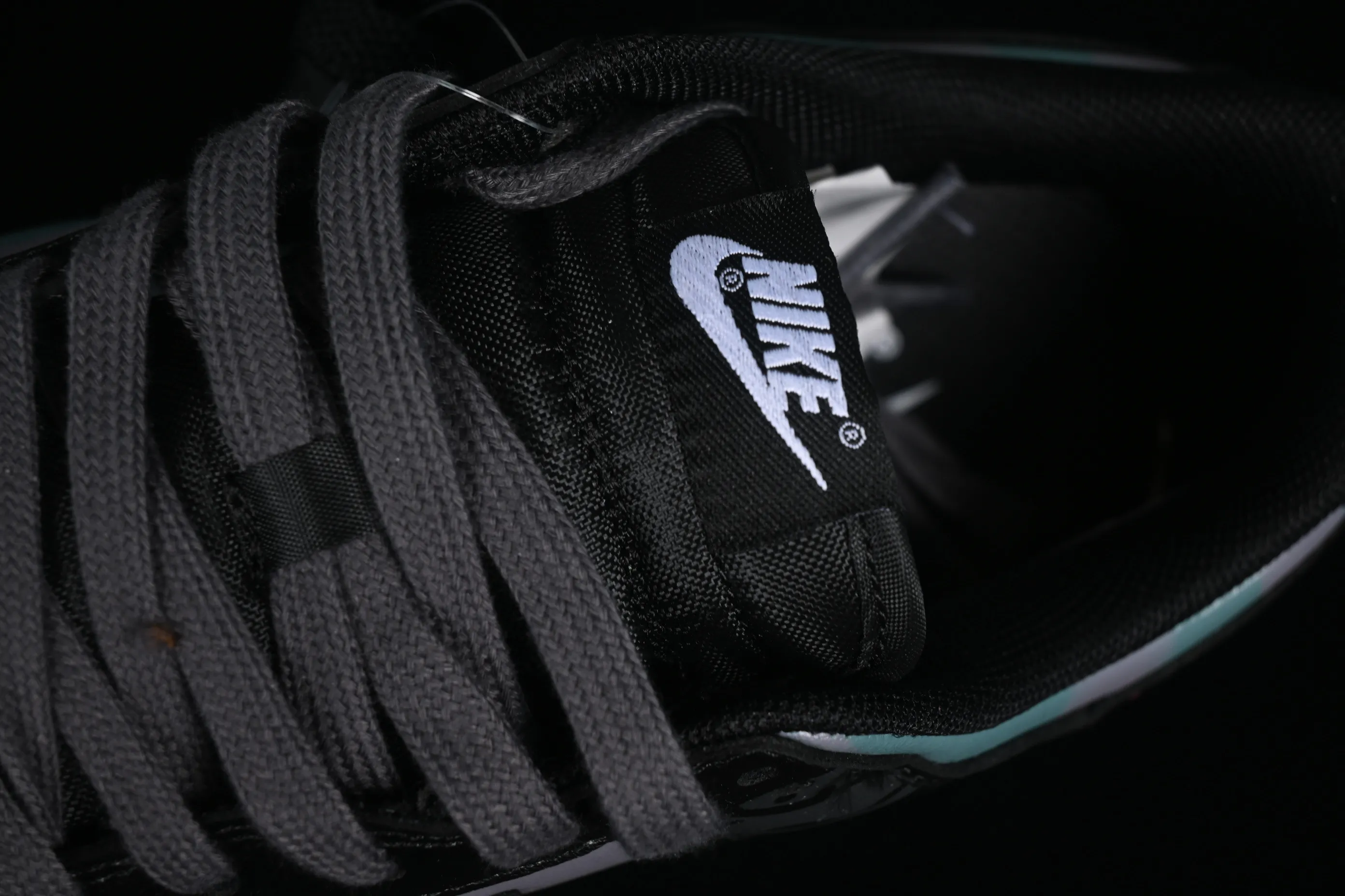 All Categories Nk SB Dunk Series Nk SB Dunk Low Low-top Sneakers Nk Dunk Low Panda Prank Space Exploration-Planet Across Black and Purple SB Strappy Low-top Casual Sneakers DV0831-002